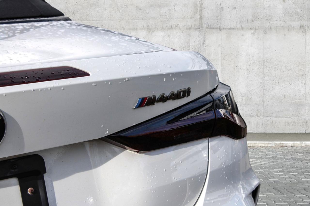 2021 BMW 4 Series M440i Convertible  Gps BkpCam HtdSeats Photo