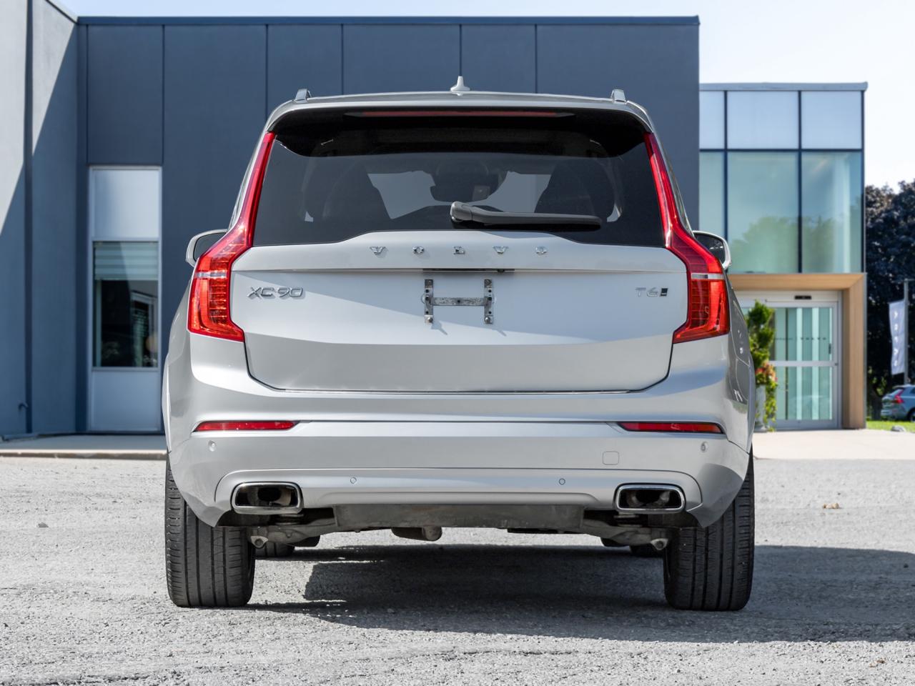 2021 Volvo XC90 T6 AWD Momentum 7-Seater HARMAN KARDON 20" WHEEL Photo