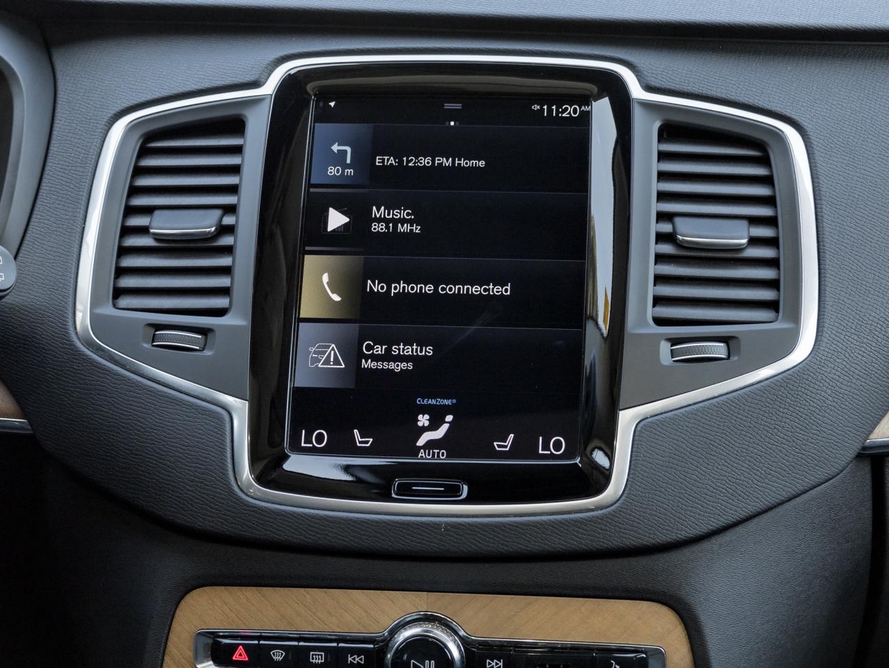 2021 Volvo XC90 T6 AWD Momentum 7-Seater HARMAN KARDON 20" WHEEL Photo