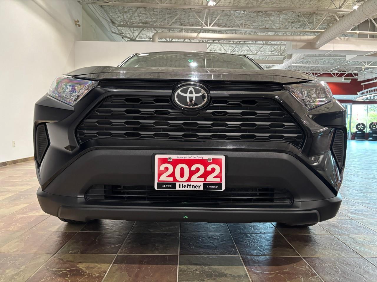 2022 Toyota RAV4 LE Photo