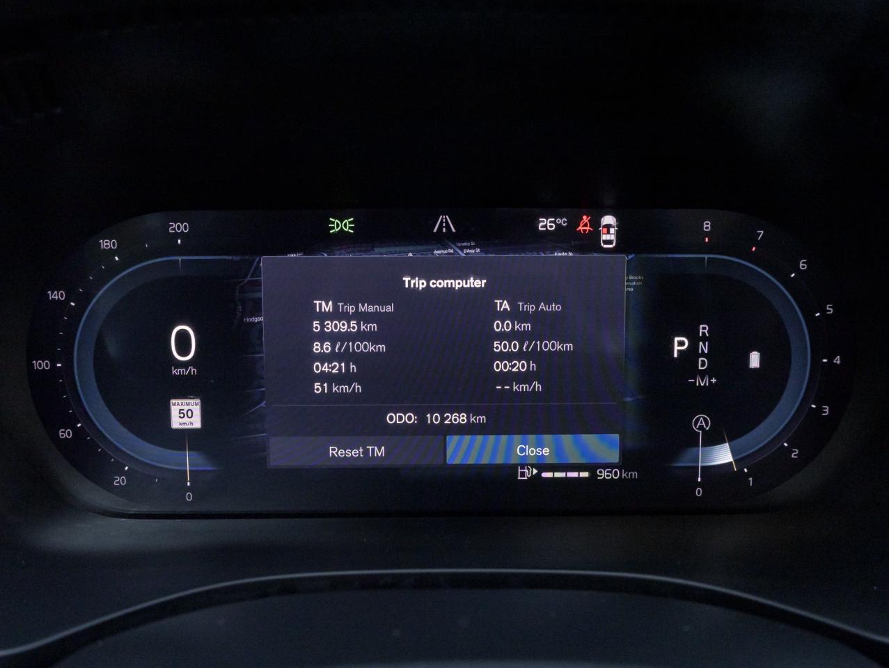 2025 Volvo XC60 B5 AWD Plus Dark Theme CPO LOW MILEAGE NEARLY NEW Photo