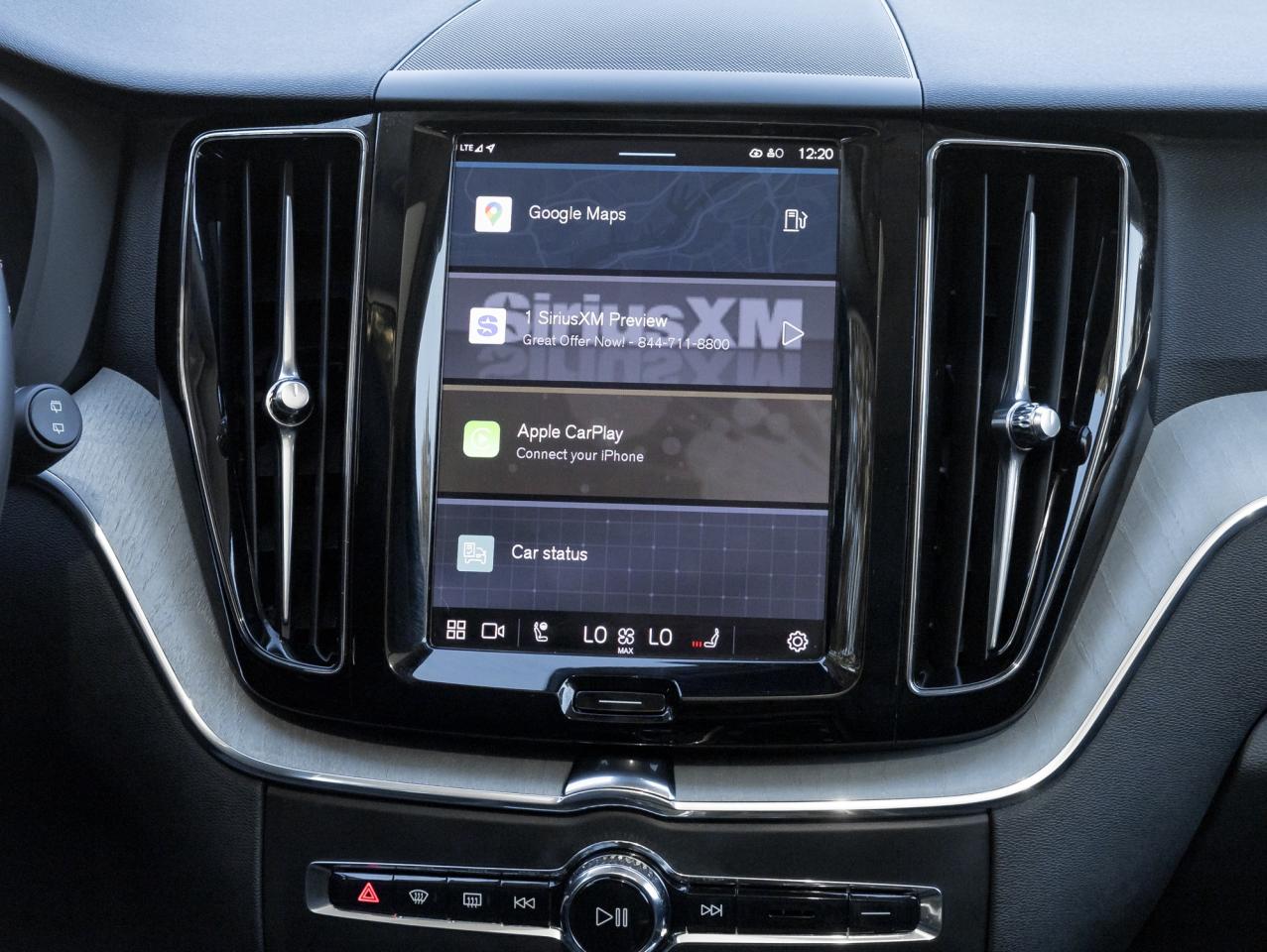 2025 Volvo XC60 B5 AWD Plus Dark Theme CPO LOW MILEAGE NEARLY NEW Photo