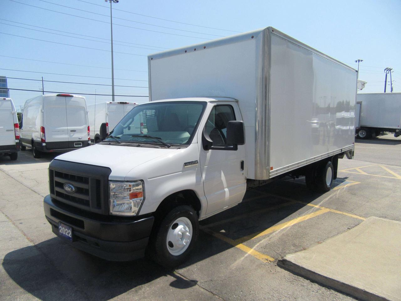 2022 Ford E-450 18FT HIGH BOX CUBE VAN POWER LIFTGATE WITH RAMP Photo