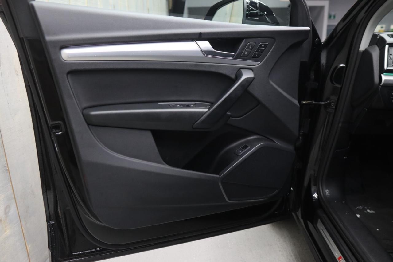 2023 Audi Q5 PROGRESSIV  S-LINE  WINTER TIRES  NO ACCIDENTS Photo