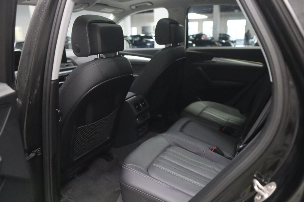 2023 Audi Q5 PROGRESSIV  S-LINE  WINTER TIRES  NO ACCIDENTS Photo