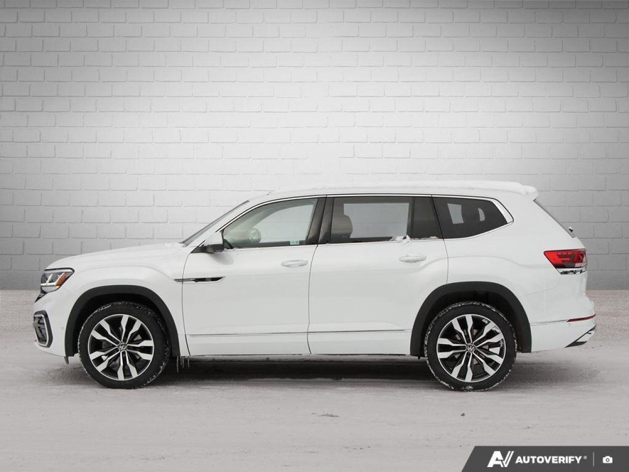 2023 Volkswagen Atlas ExeclineONE-OWNER, ACCIDENT-FREE, CAPTAIN'S CHAIRS Photo