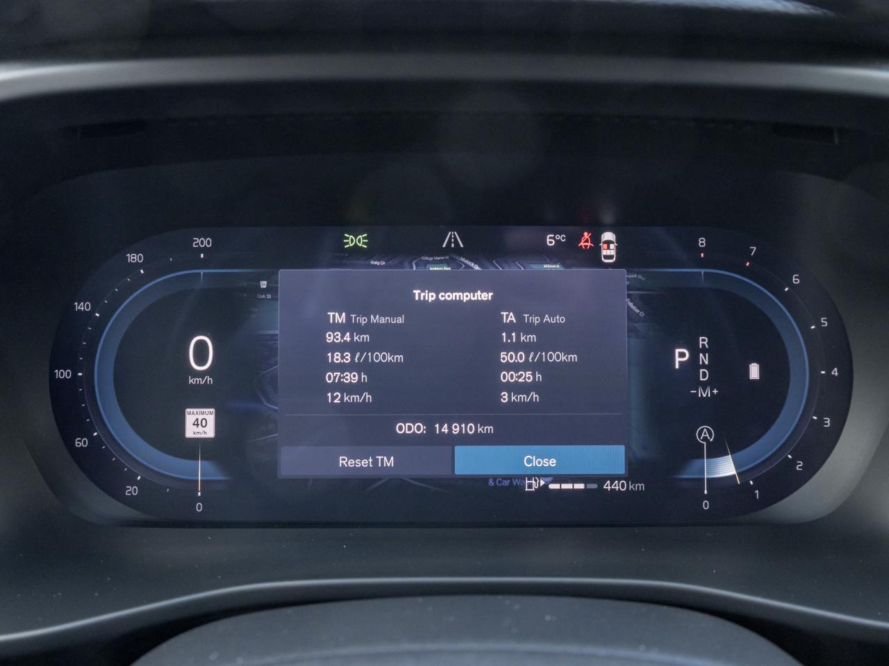 2025 Volvo XC40 B5 AWD Core  HOLIDAY SPECIAL  LIKE NEW  VOLVO CPO Photo