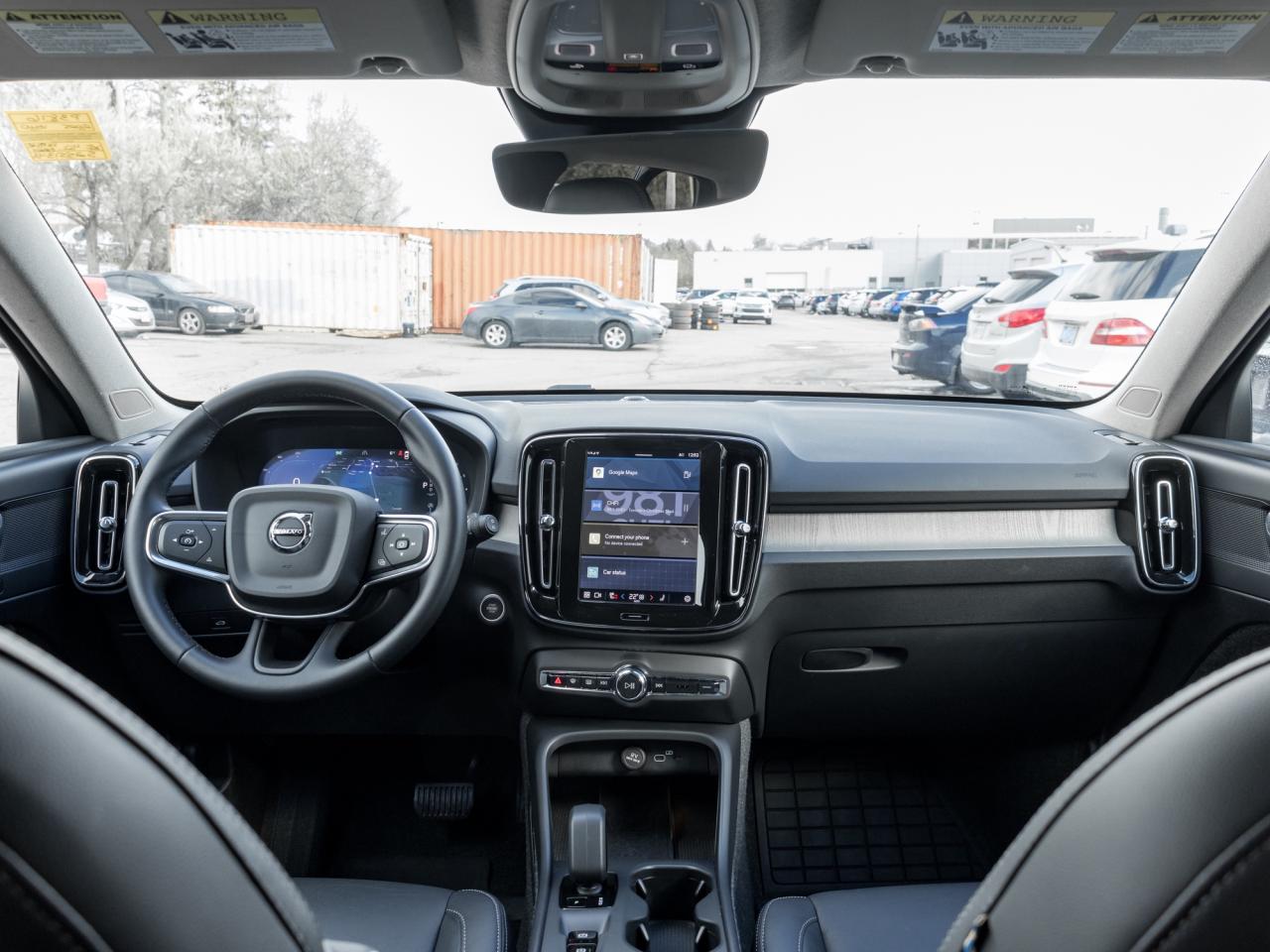 2025 Volvo XC40 B5 AWD Core  HOLIDAY SPECIAL  LIKE NEW  VOLVO CPO Photo