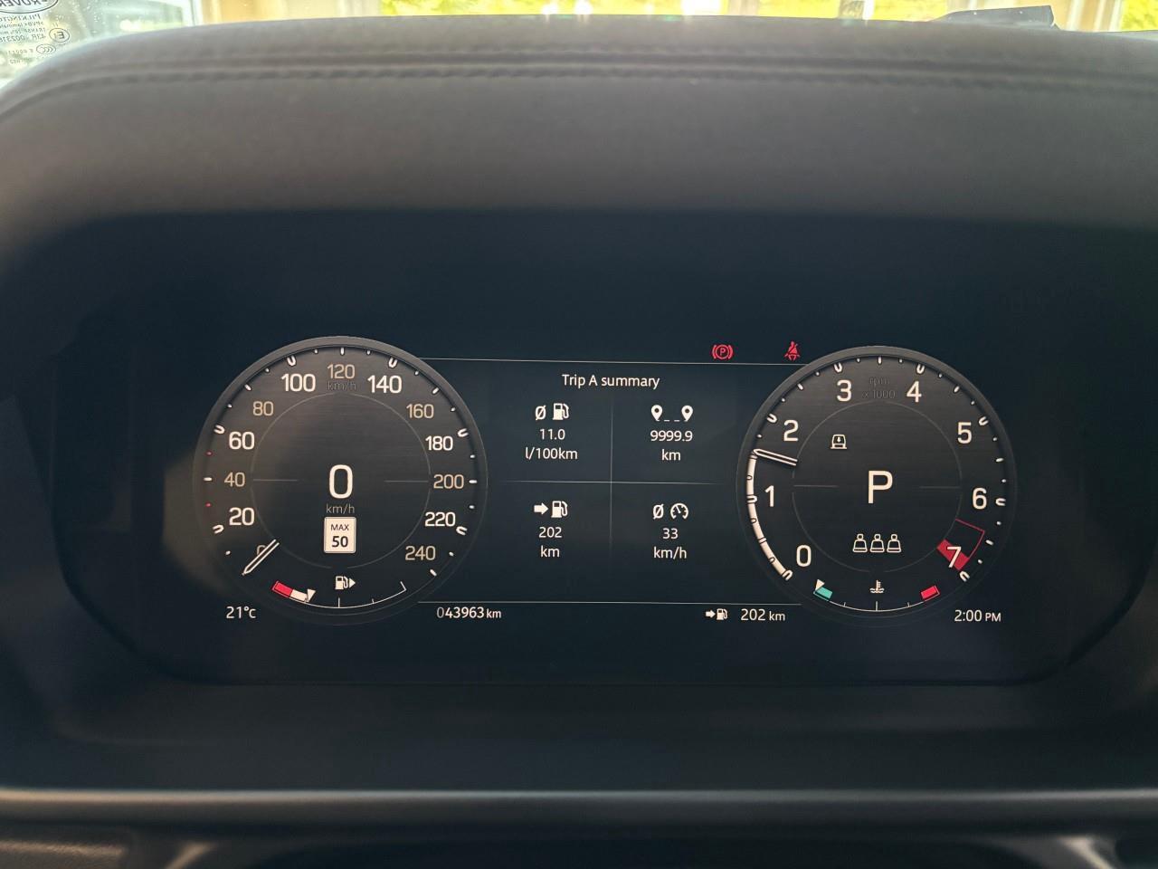 2023 Land Rover Defender X-Dynamic SE X-Dynamic SE 110 AWD   SAFETY CERTIFI Photo