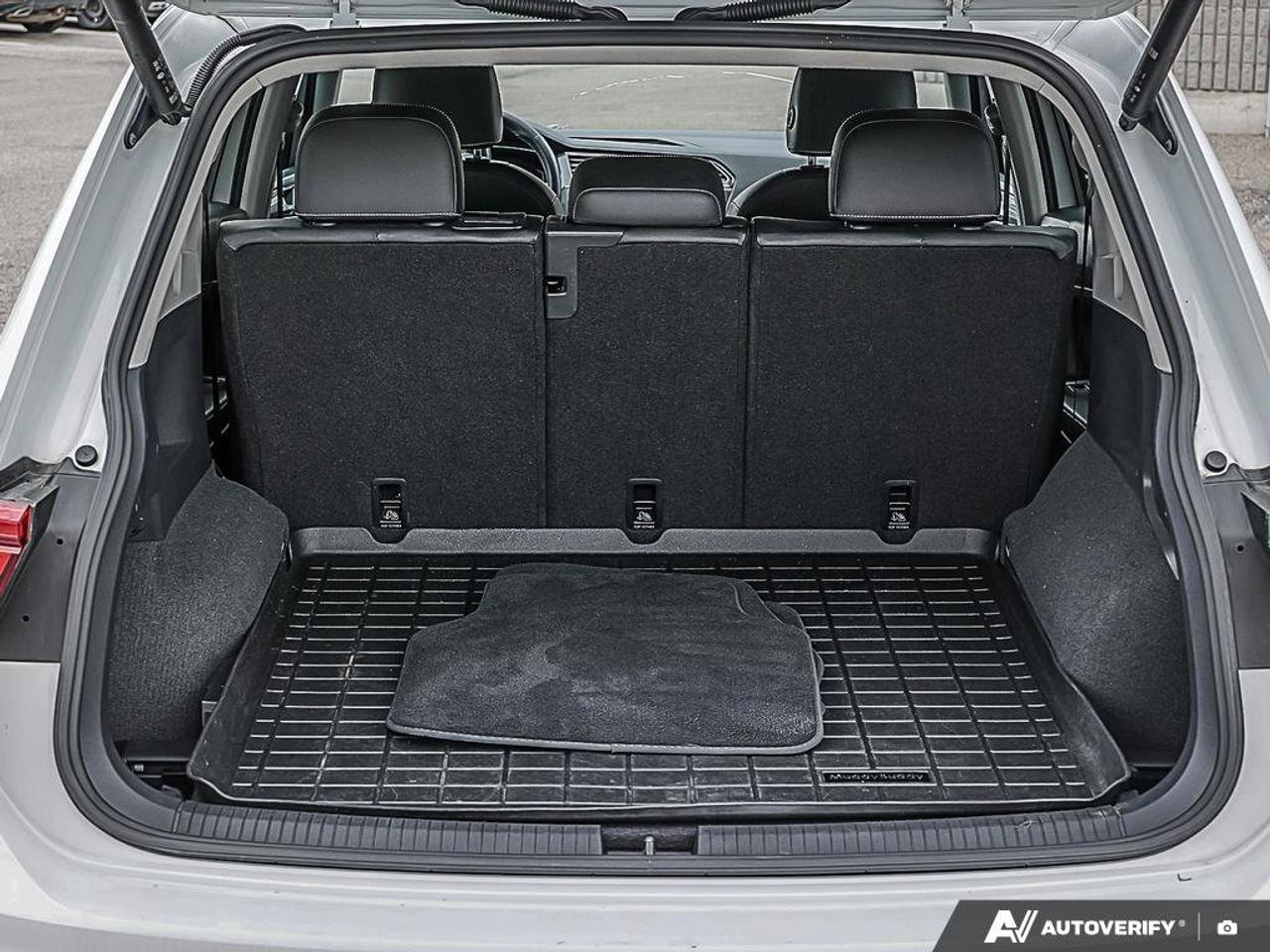 2022 Volkswagen Tiguan ComfortlineACCIDENT-FREE, HEATED SEATS, BACKUP CAM Photo