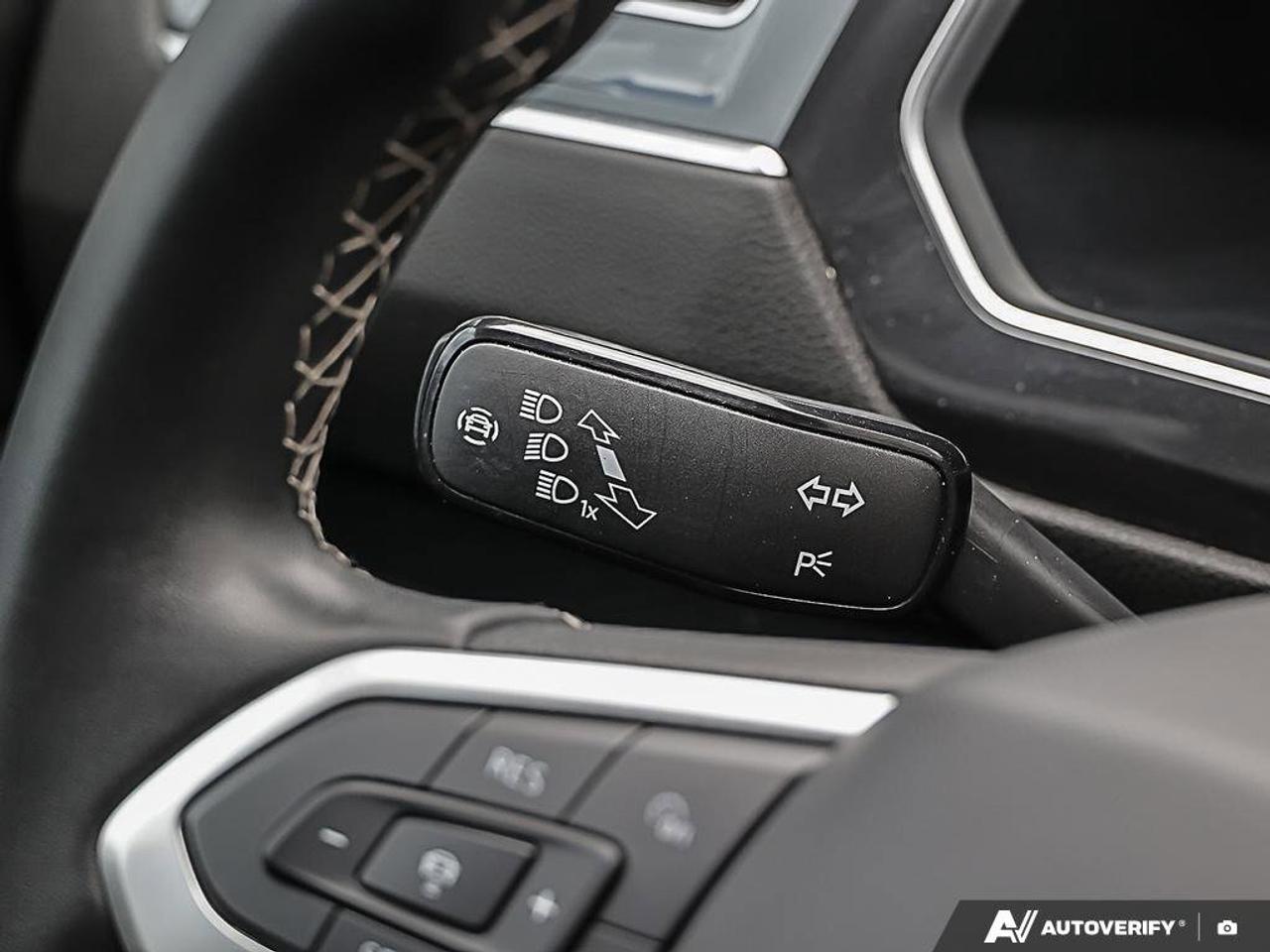 2022 Volkswagen Tiguan ComfortlineACCIDENT-FREE, HEATED SEATS, BACKUP CAM Photo