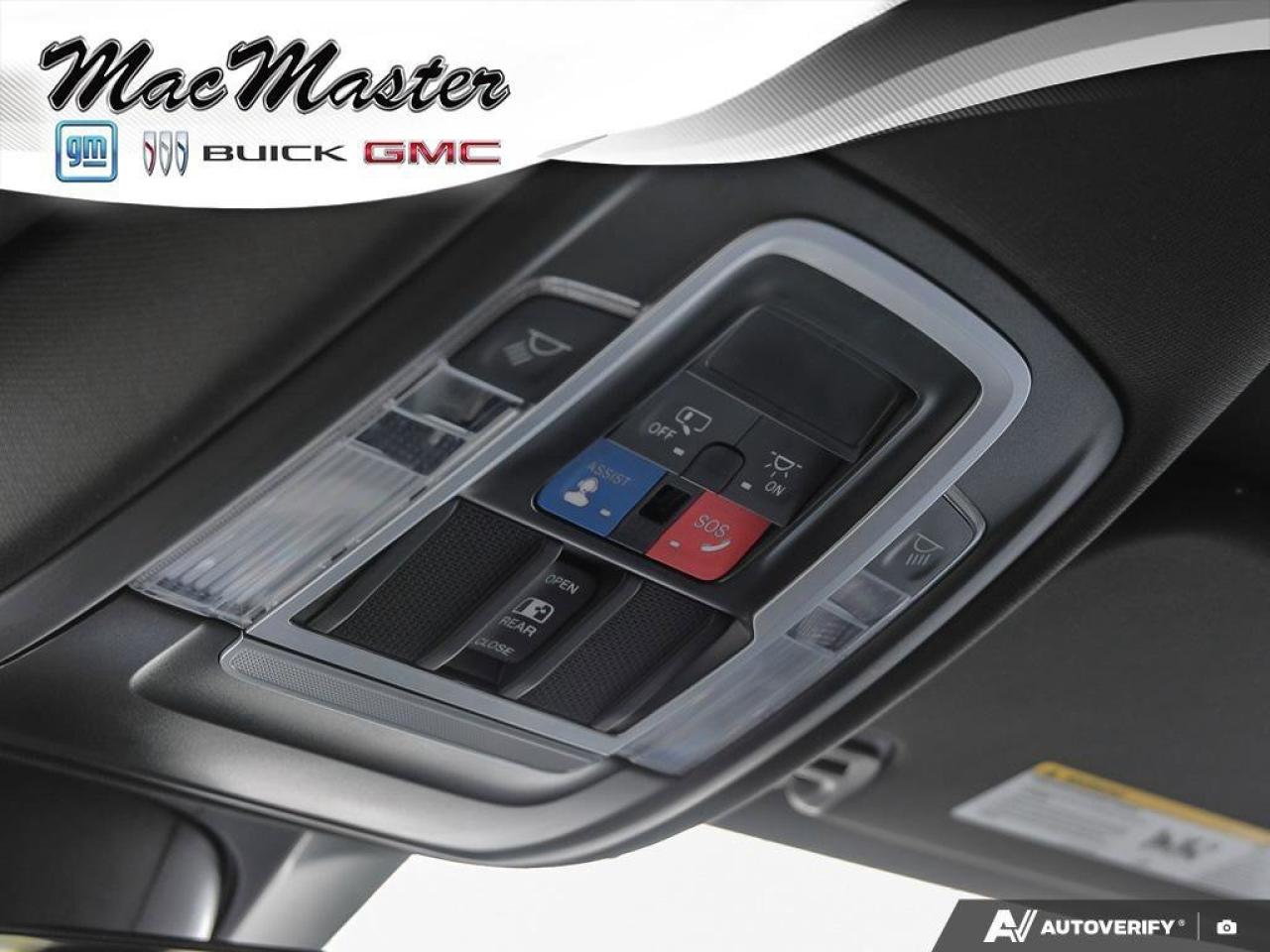 2022 RAM 1500 SportSPORT, CREW, 4X4, HEMI, NAV, HEATED SEATS, RE Photo