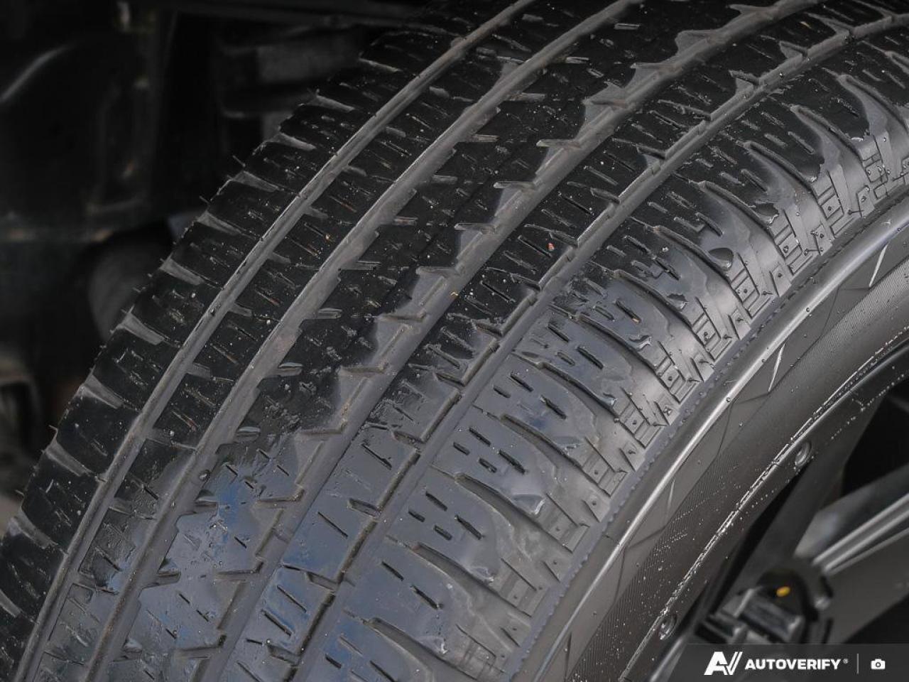 2022 RAM 1500 SportSPORT, CREW, 4X4, HEMI, NAV, HEATED SEATS, RE Photo