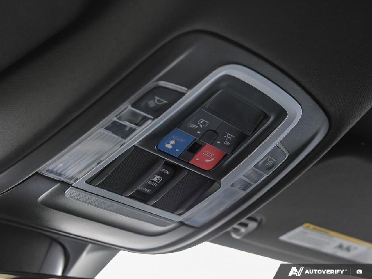 2022 RAM 1500 SportSPORT, CREW, 4X4, HEMI, NAV, HEATED SEATS, RE Photo