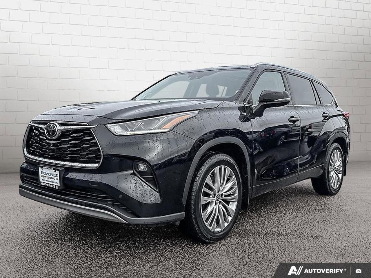 2023 Toyota Highlander LECertified Pre-Owned   One Owner   Winter Tires Photo