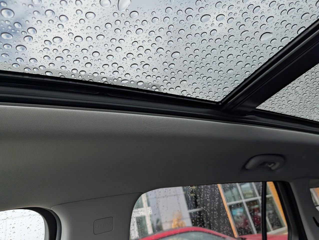 2024 GMC Terrain SLESLE ELEVATION, AWD, NAV, ROOF, HEATED CLOTH, CL Photo