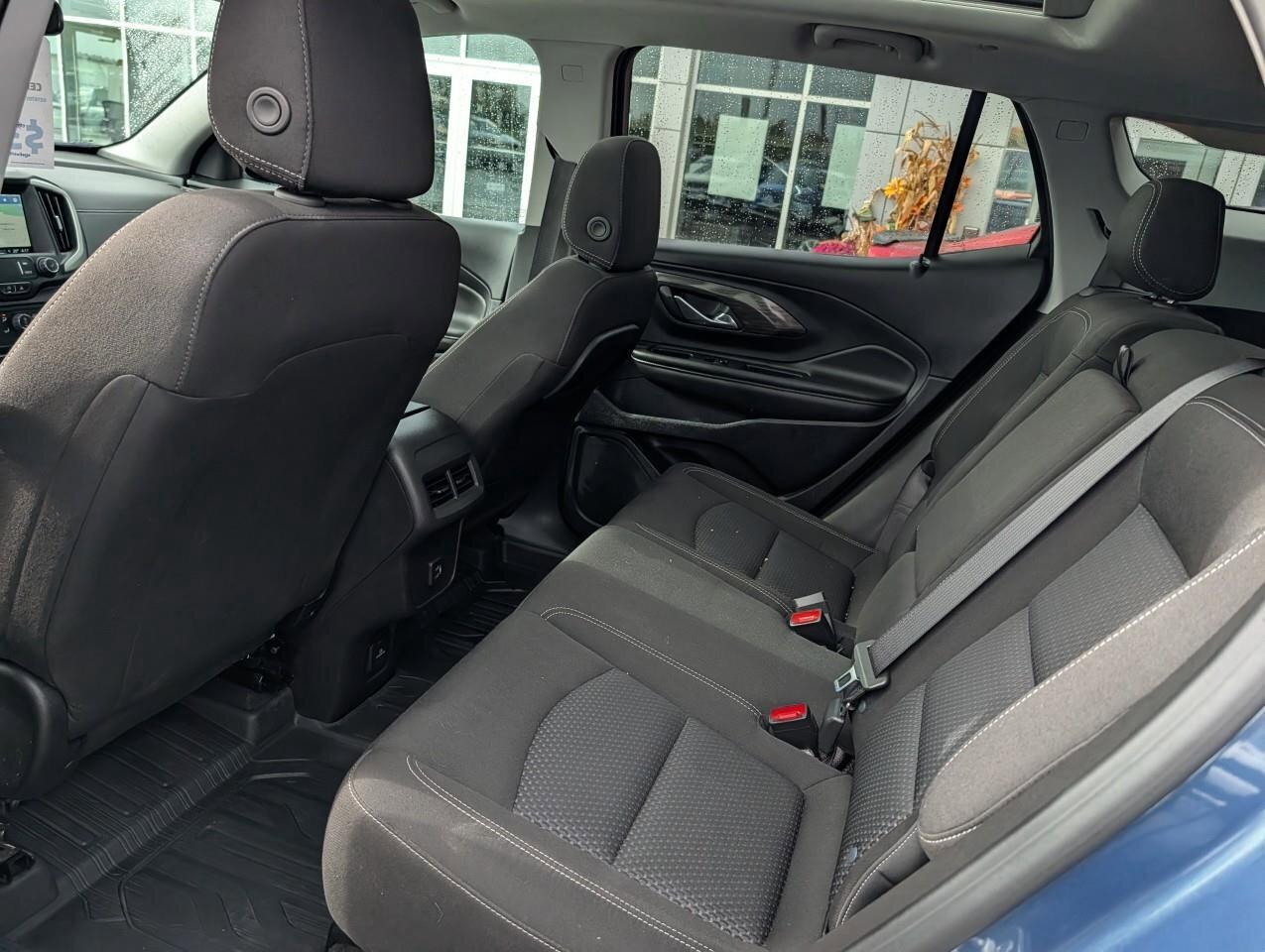 2024 GMC Terrain SLESLE ELEVATION, AWD, NAV, ROOF, HEATED CLOTH, CL Photo