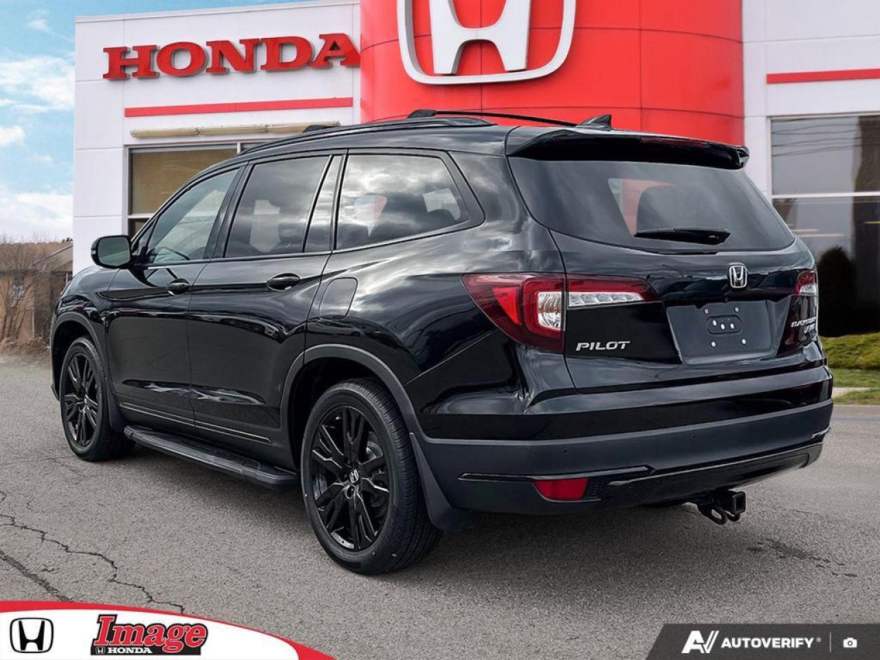 2021 Honda Pilot Black Edition AWD   ONE OWNER   LEATHER   VNT SEAT Photo4