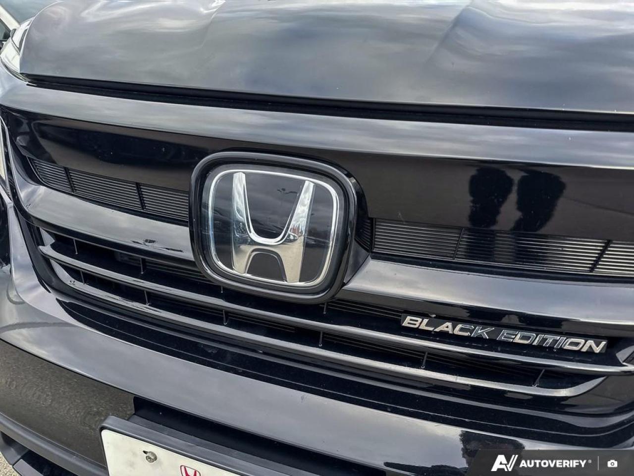 2021 Honda Pilot Black Edition AWD   ONE OWNER   LEATHER   VNT SEAT Photo