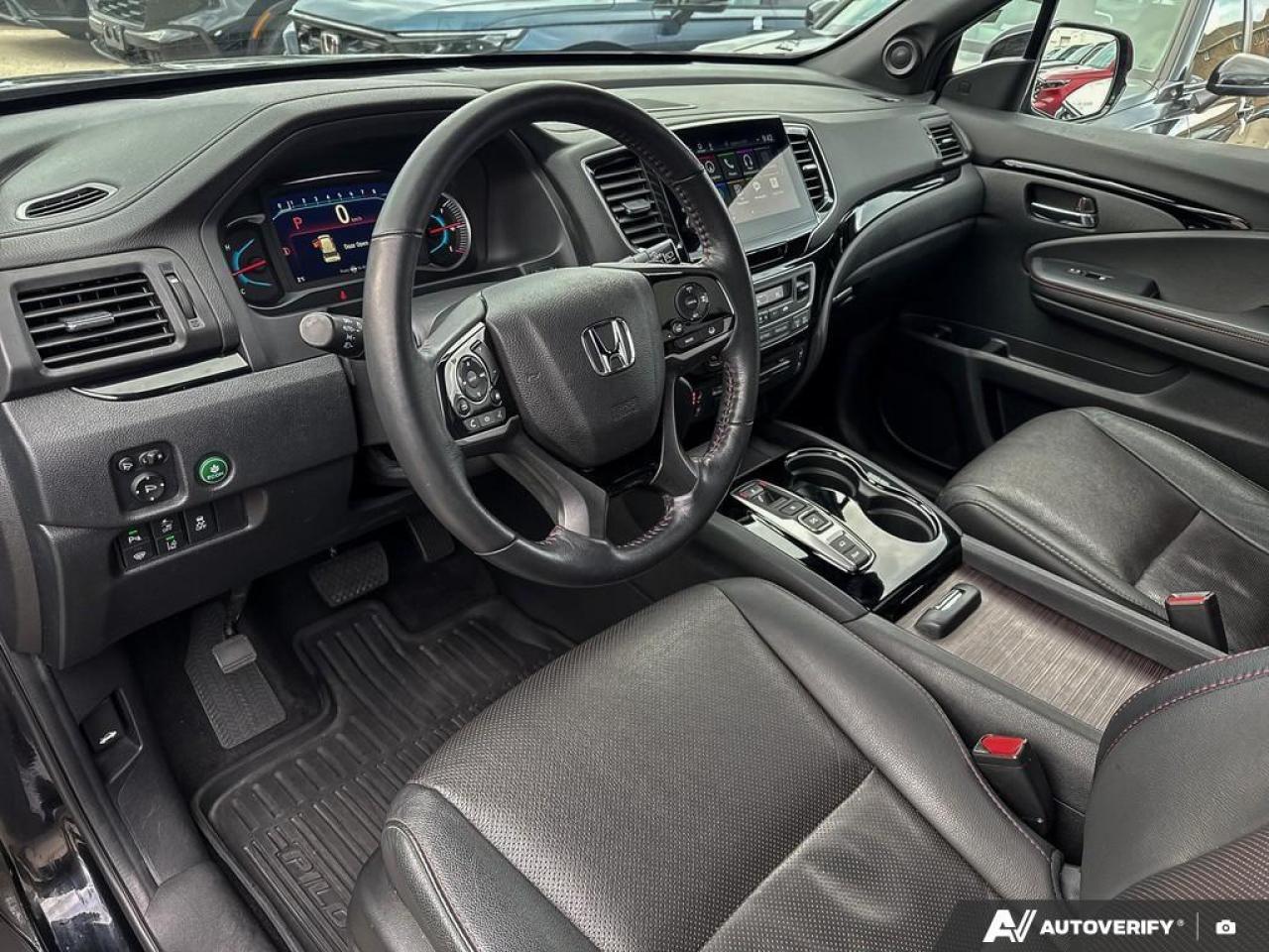 2021 Honda Pilot Black Edition AWD   ONE OWNER   LEATHER   VNT SEAT Photo