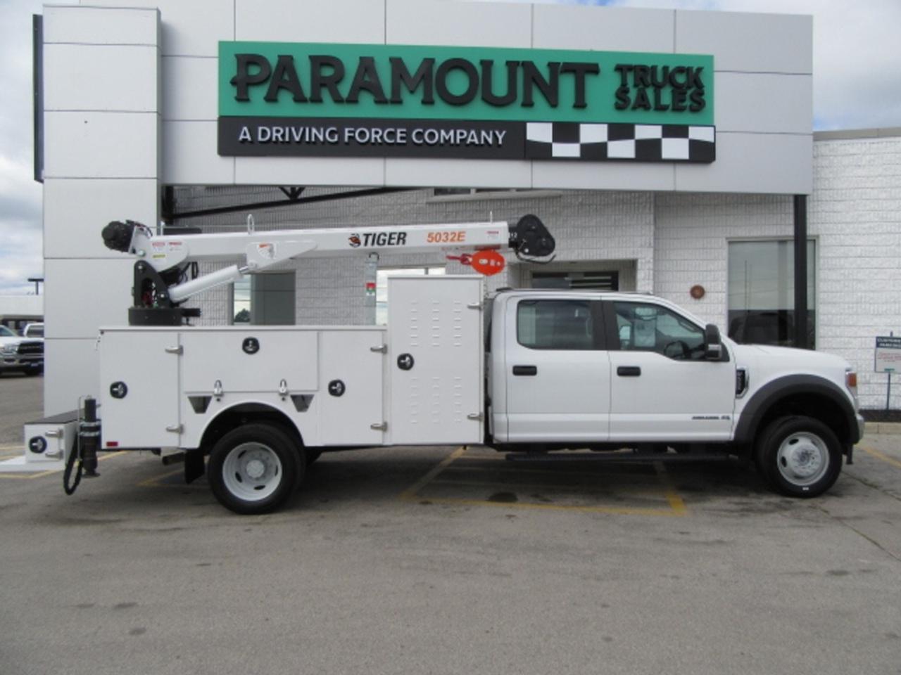 2021 Ford Super Duty F-550 DIESEL 4X4 CREW CAB NEW SERVICE BODY & CRANE Photo