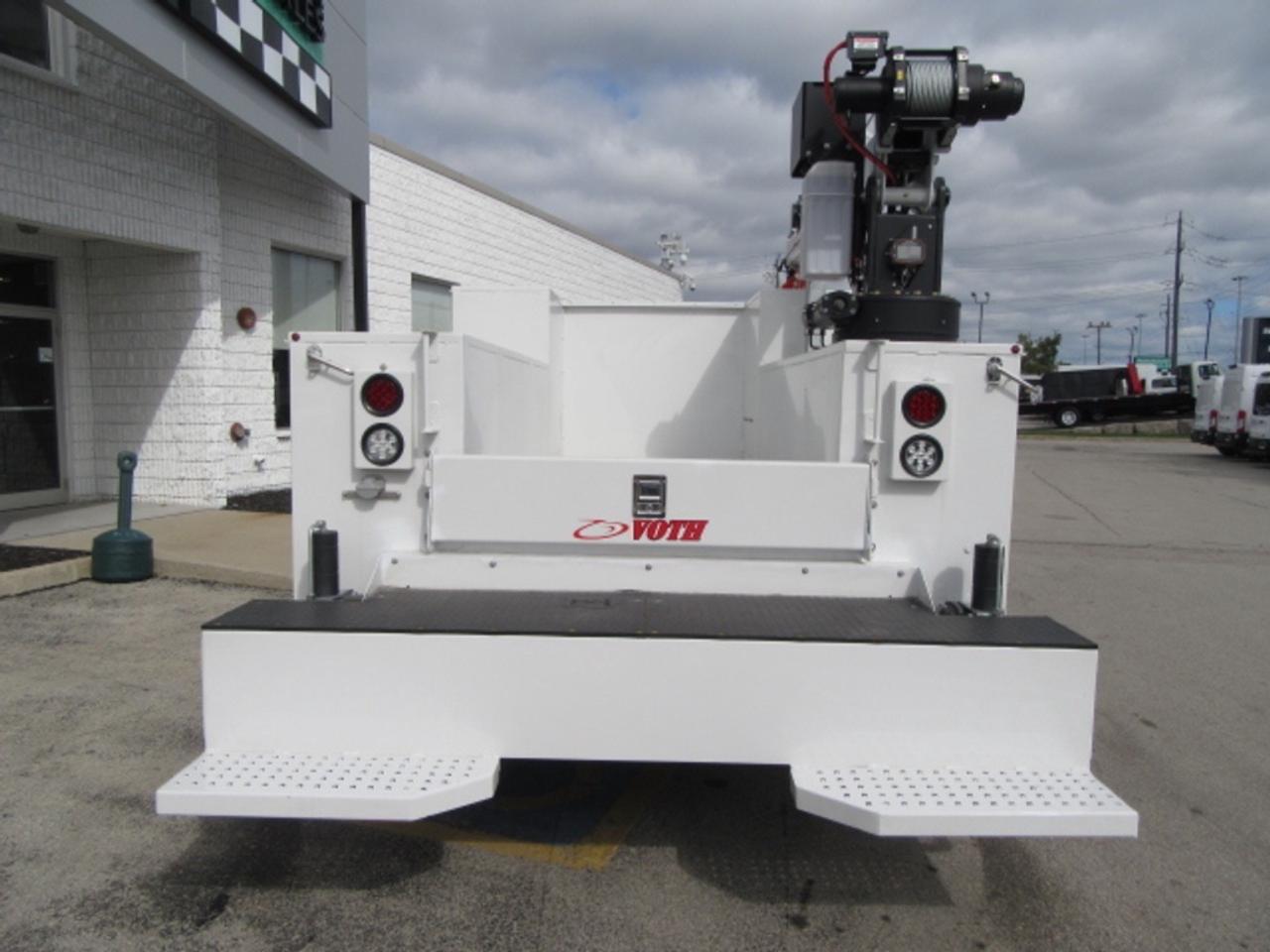 2021 Ford Super Duty F-550 DIESEL 4X4 CREW CAB NEW SERVICE BODY & CRANE Photo