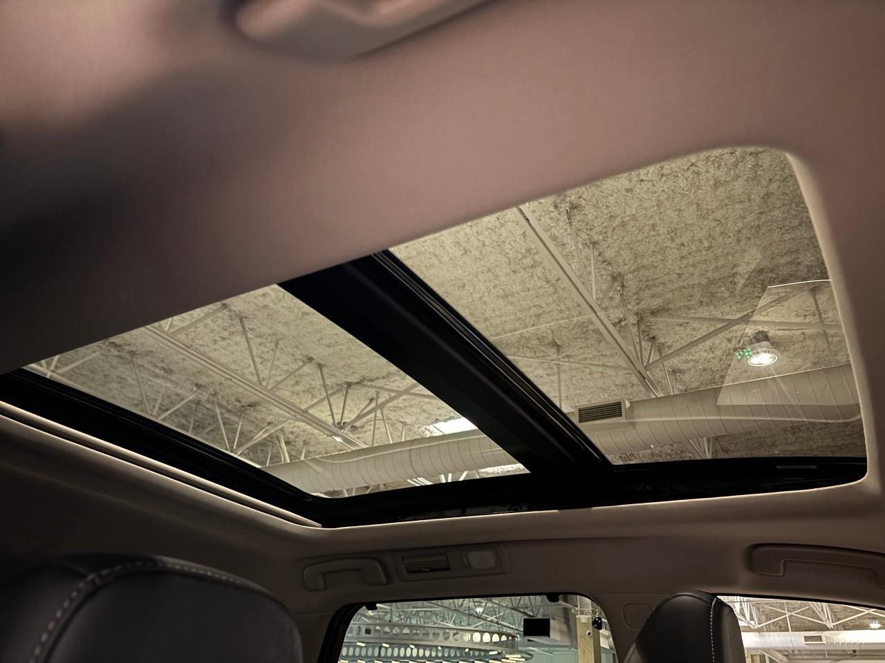 2024 Nissan Pathfinder Platinum Photo