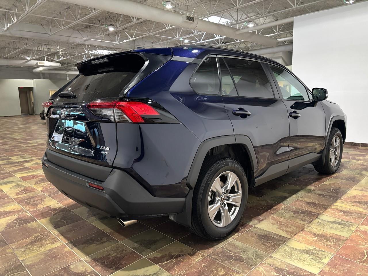 2024 Toyota RAV4 XLE Photo