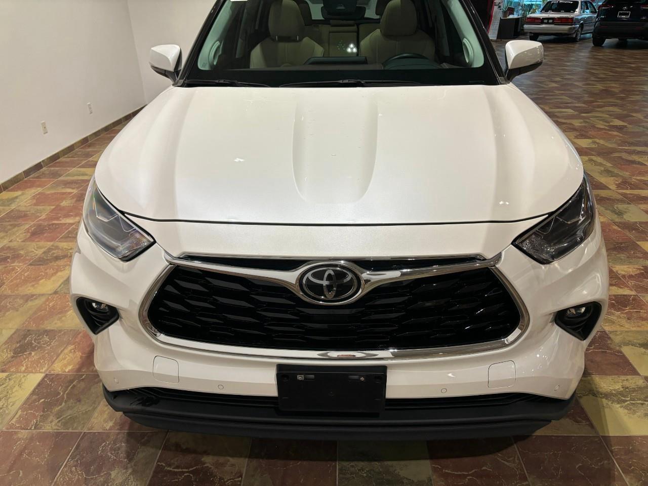 2020 Toyota Highlander Limited   BACKUP CAMERA Photo