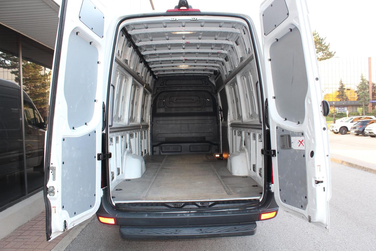 2018 Mercedes-Benz Sprinter Cargo Van 177" EXTRA EXTENDED - "3.0L DIESEL" - "3 SEATER" Photo