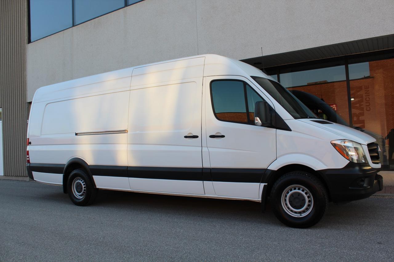 2018 Mercedes-Benz Sprinter Cargo Van 177" EXTRA EXTENDED - "3.0L DIESEL" - "3 SEATER" Photo