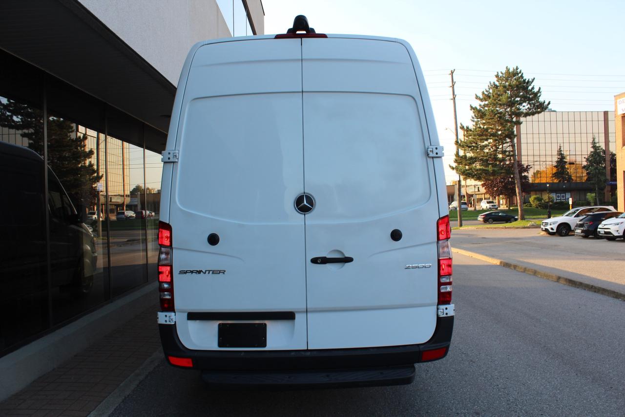 2018 Mercedes-Benz Sprinter Cargo Van 177" EXTRA EXTENDED - "3.0L DIESEL" - "3 SEATER" Photo