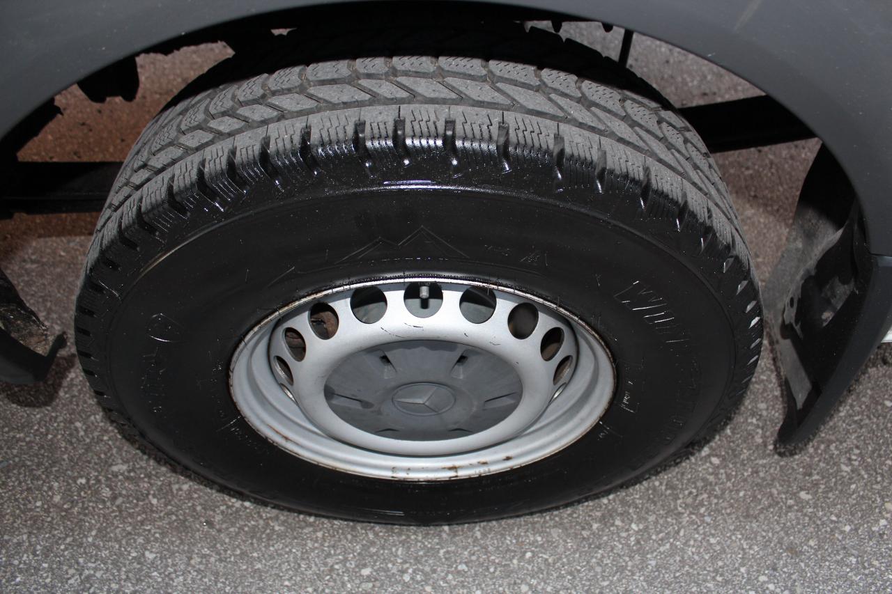 2018 Mercedes-Benz Sprinter Cargo Van 177" EXTRA EXTENDED - "3.0L DIESEL" - "3 SEATER" Photo