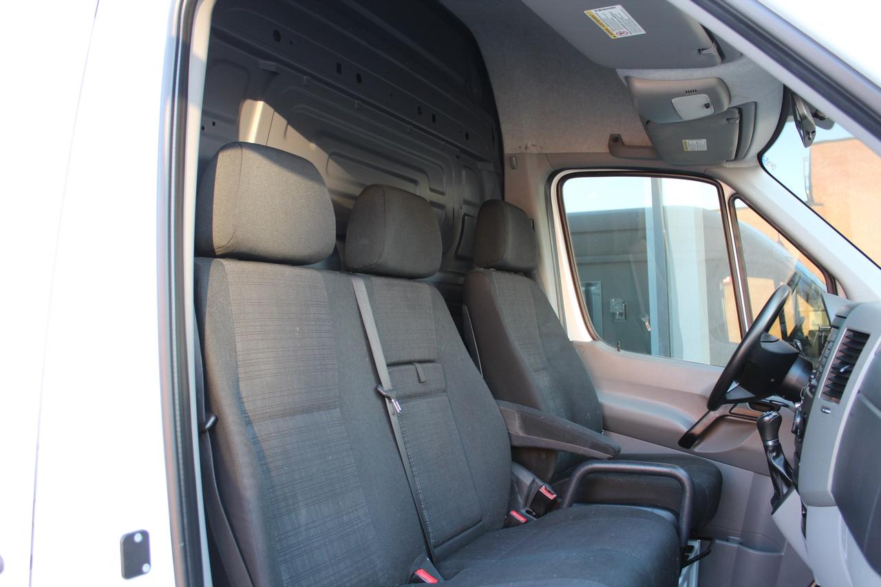 2018 Mercedes-Benz Sprinter Cargo Van 177" EXTRA EXTENDED - "3.0L DIESEL" - "3 SEATER" Photo