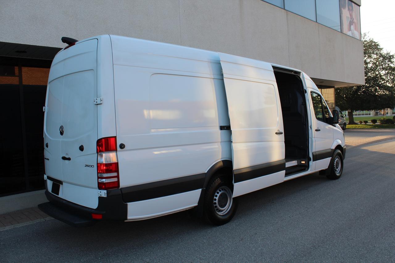 2018 Mercedes-Benz Sprinter Cargo Van 177" EXTRA EXTENDED - "3.0L DIESEL" - "3 SEATER" Photo