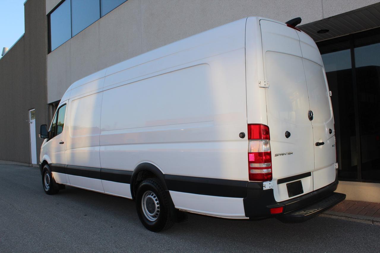 2018 Mercedes-Benz Sprinter Cargo Van 177" EXTRA EXTENDED - "3.0L DIESEL" - "3 SEATER" Photo