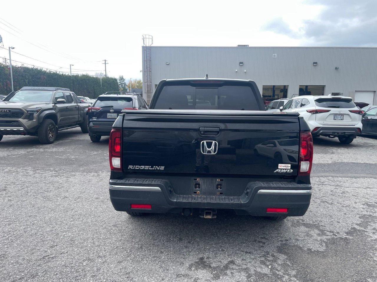 2019 Honda Ridgeline Sport 2019 Honda Ridgeline Sport / Honda Ridgeline Photo3