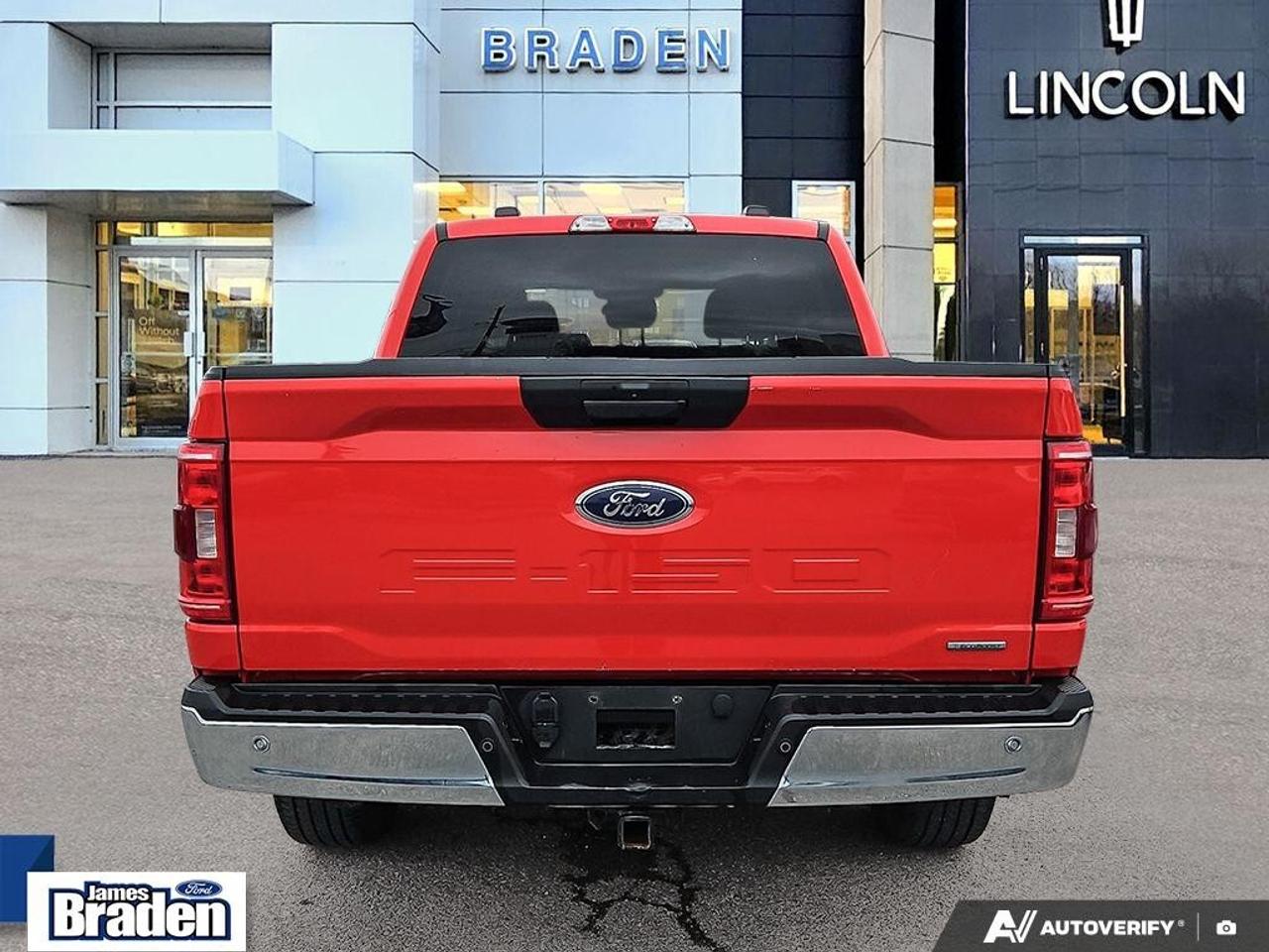 2022 Ford F-150 XLT   1 OWNER   ACCIDENT FREE Photo4