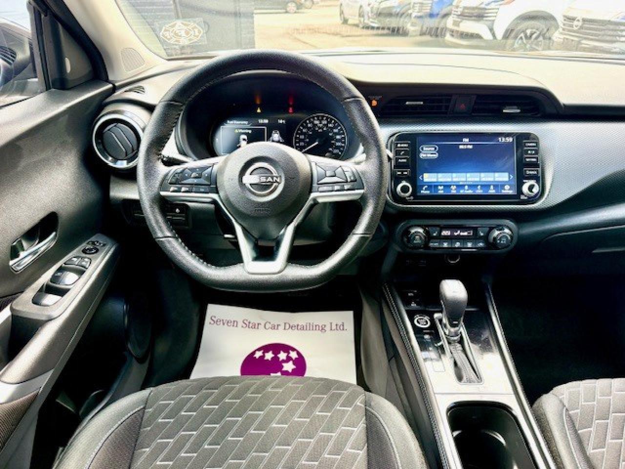 2023 Nissan Kicks SV, APPLE CARPLAY, HEATED SEATS, PUSH BUTTON, SIRI Photo