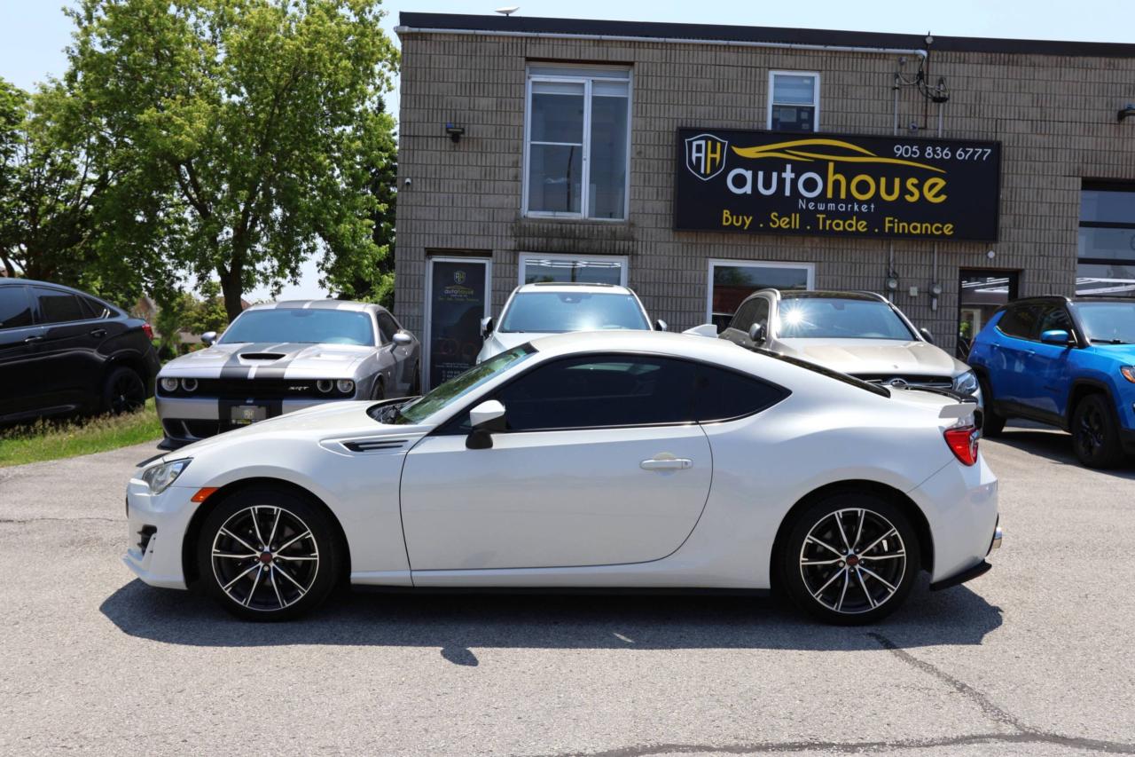 2019 Subaru BRZ SPORT TECH-6S MAN/NAV/BACK UP CAM/LEATHER/CARPLAY/ Photo