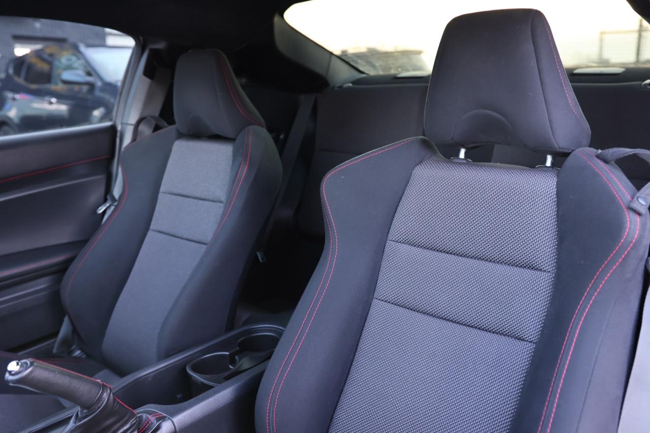 2019 Subaru BRZ SPORT TECH-6S MAN/NAV/BACK UP CAM/LEATHER/CARPLAY/ Photo