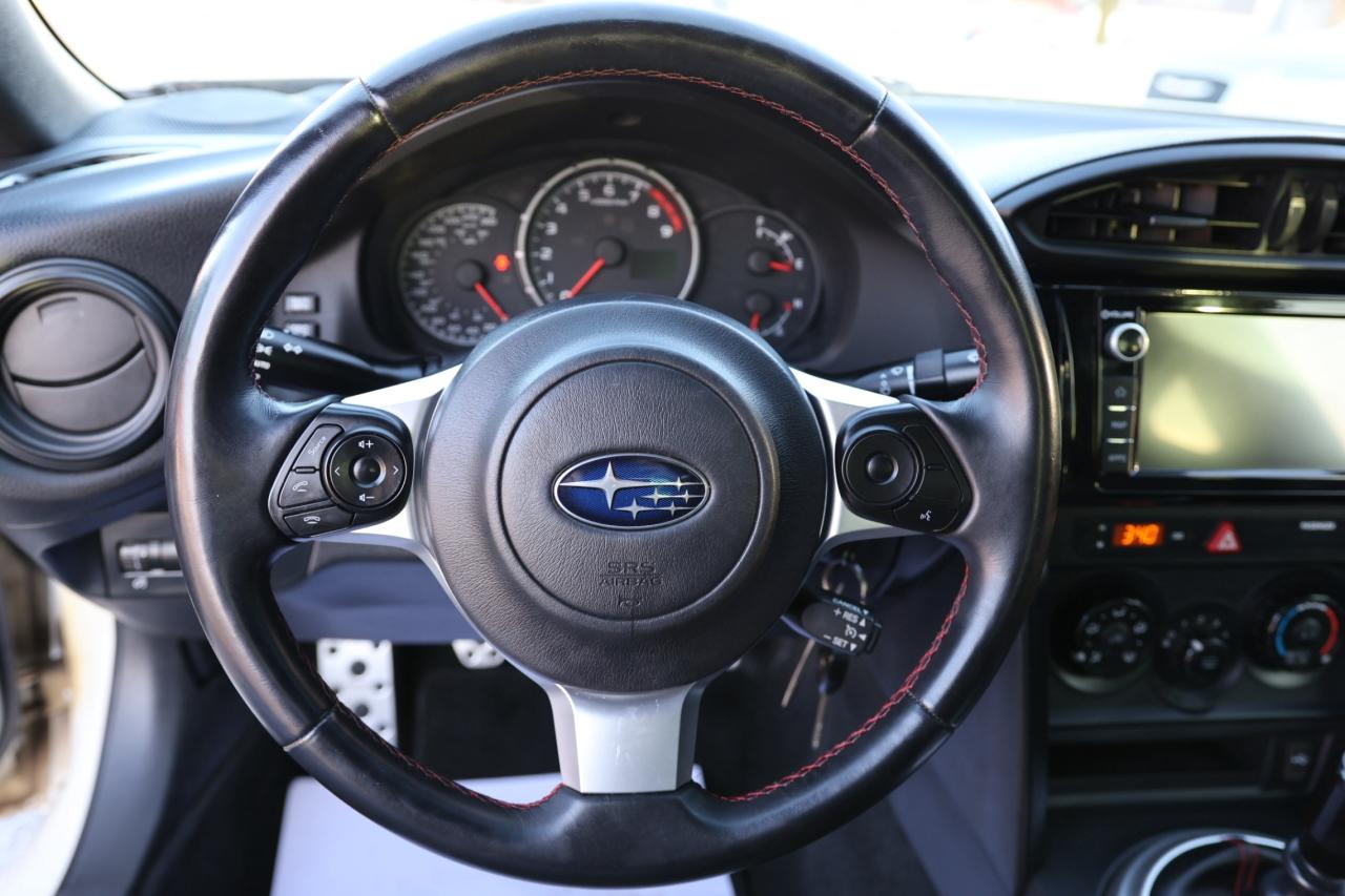 2019 Subaru BRZ SPORT TECH-6S MAN/NAV/BACK UP CAM/LEATHER/CARPLAY/ Photo
