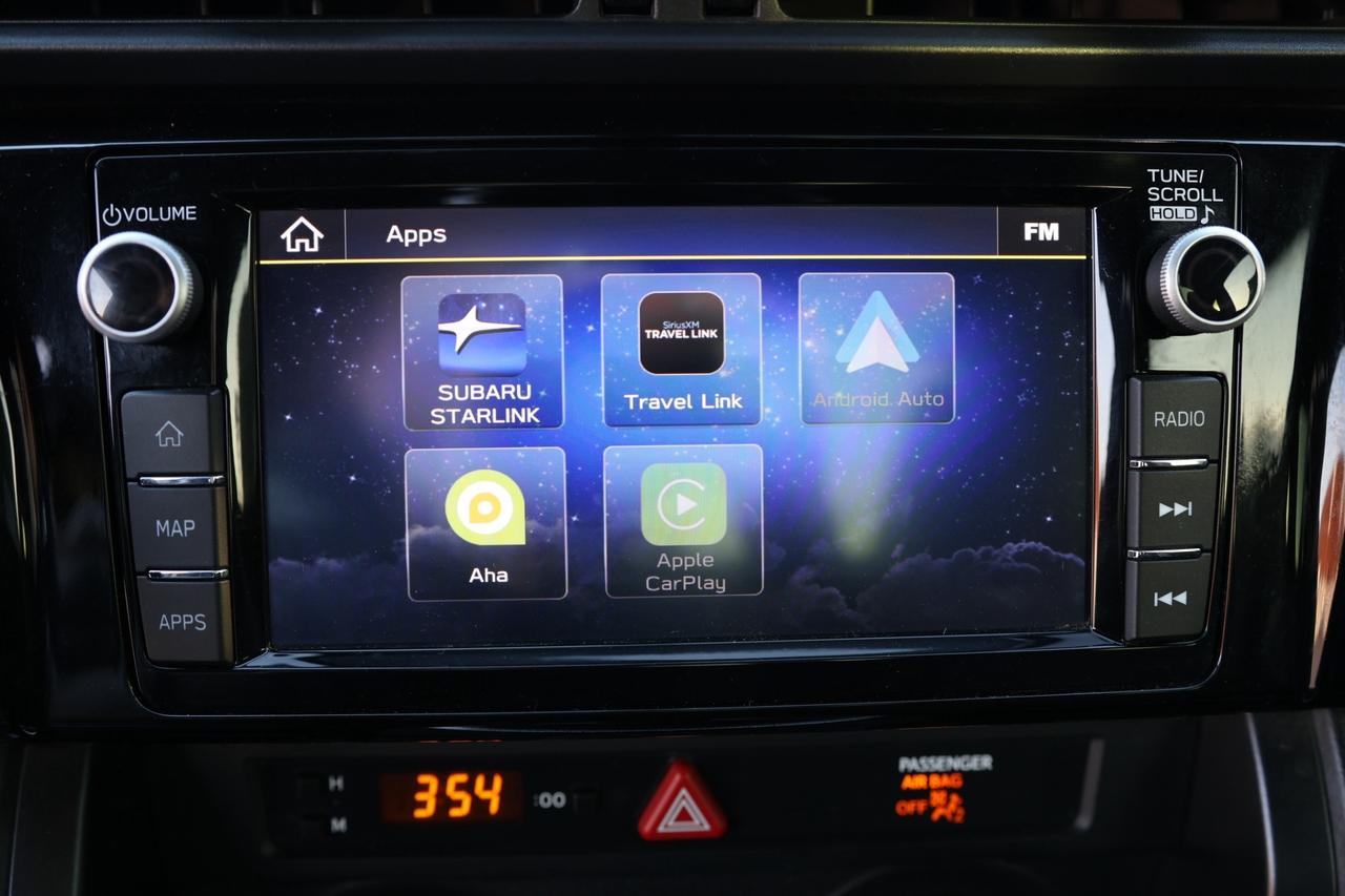 2019 Subaru BRZ SPORT TECH-6S MAN/NAV/BACK UP CAM/LEATHER/CARPLAY/ Photo