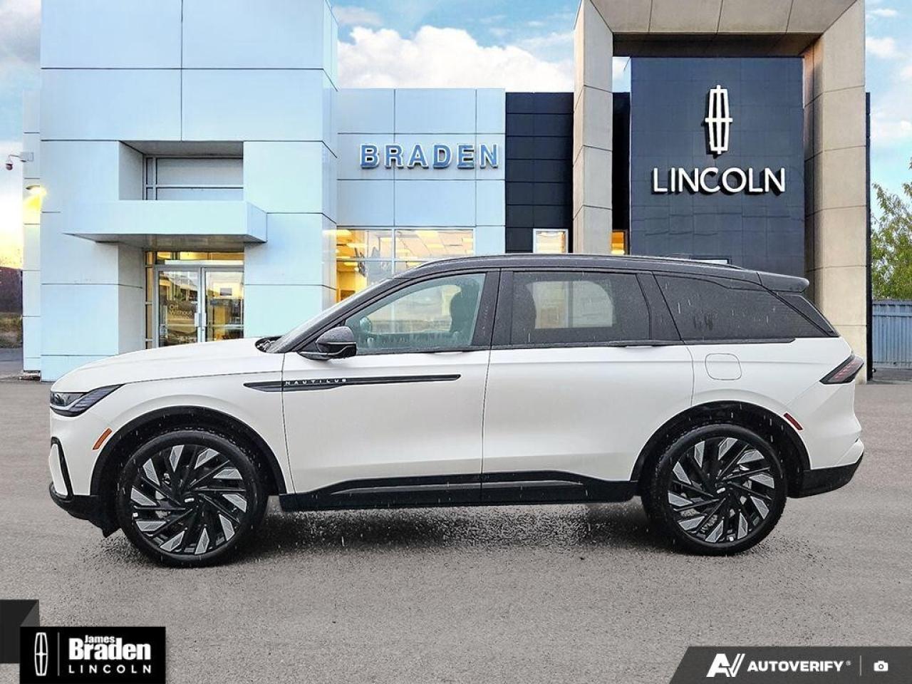 2025 Lincoln Nautilus Reserve AWD Photo