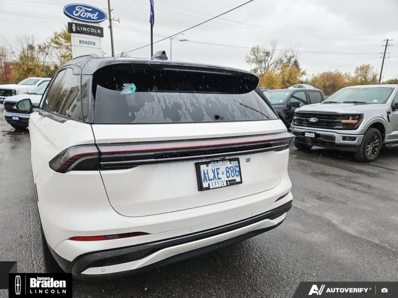 2025 Lincoln Nautilus Reserve AWD Photo