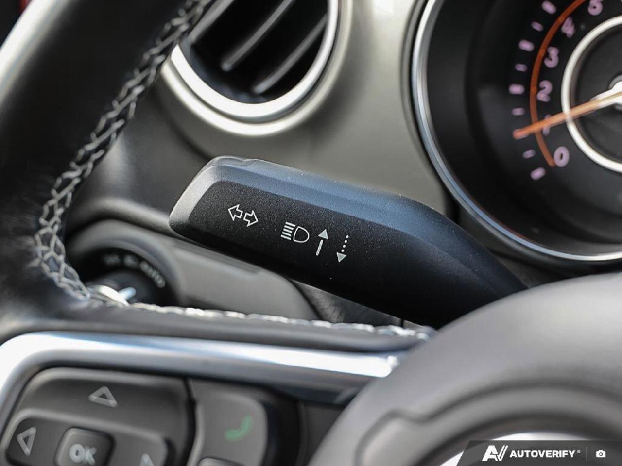 2022 Jeep Wrangler Unlimited SaharaSAHARA, 4X4, V6, NAV, HEATED CLOTH Photo