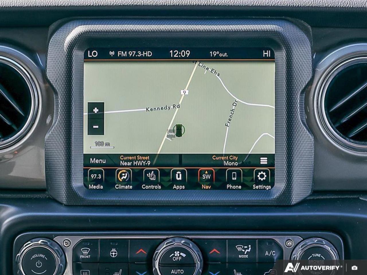 2022 Jeep Wrangler Unlimited SaharaSAHARA, 4X4, V6, NAV, HEATED CLOTH Photo