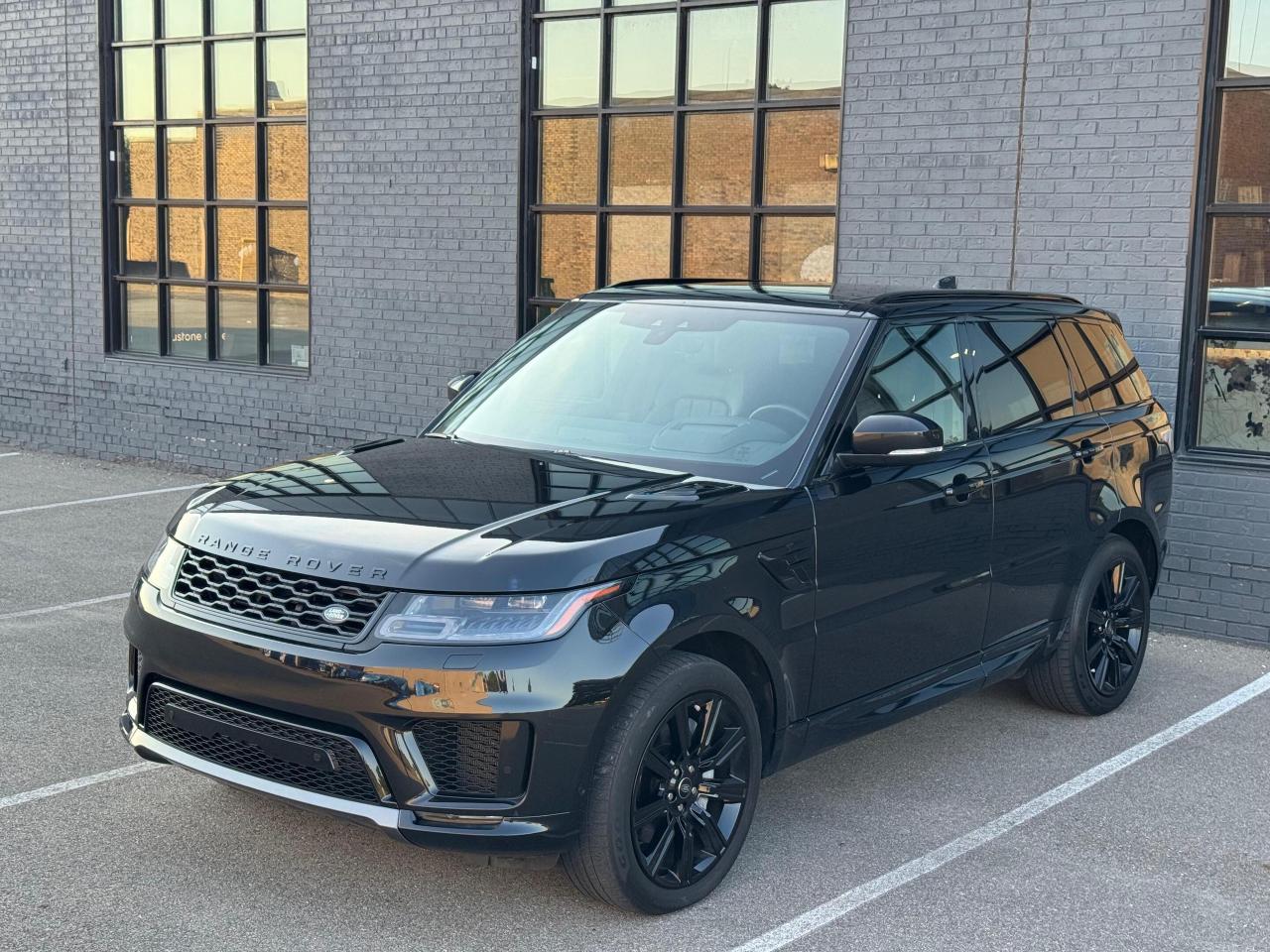 2022 Land Rover Range Rover Sport MHEV HSE Silver Photo