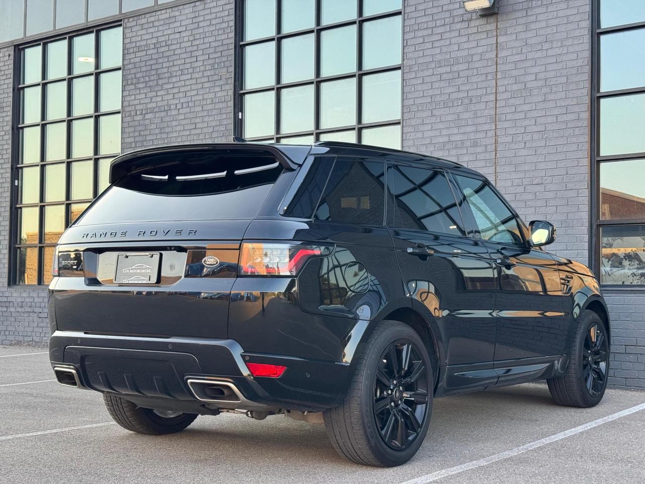 2022 Land Rover Range Rover Sport MHEV HSE Silver Photo