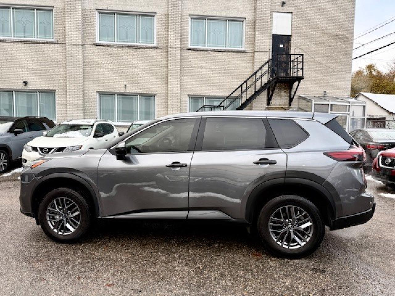 2024 Nissan Rogue S AWD, APPLE CARPLAY, BLIND SPOT, BLUETOOTH, ALLOY Photo